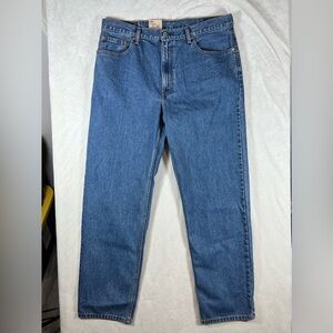 NWT Levi’s 550 Relaxed Fit 38W 34L Tapered Fit Medium Wash Jeans Denim C88